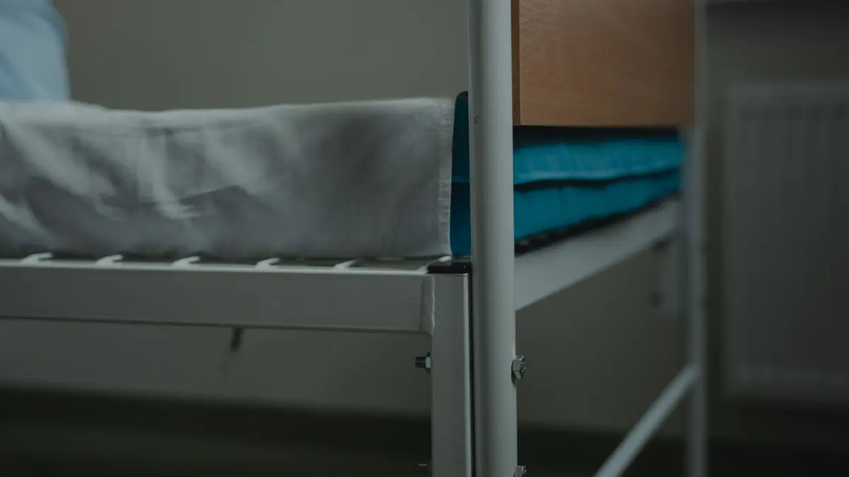 Jak pokrowce barierowe ograniczają kontakt z alergenami?